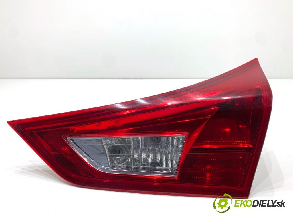 TOYOTA AURIS II liftback 2013 97 kW 1.6 (ZRE181_, ZRE185_) 1598 světlo zadní část pravá vnitřní 05170237 (Klika dveří ostatní)