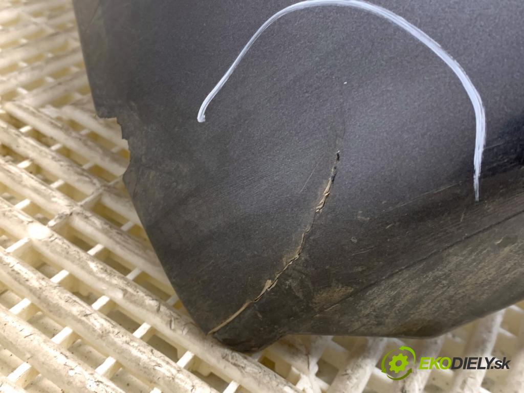 FORD MONDEO MK4 Kombi 2008 103 kW 2.0 TDCi 1997 nárazník přední část  (Klika dveří ostatní)