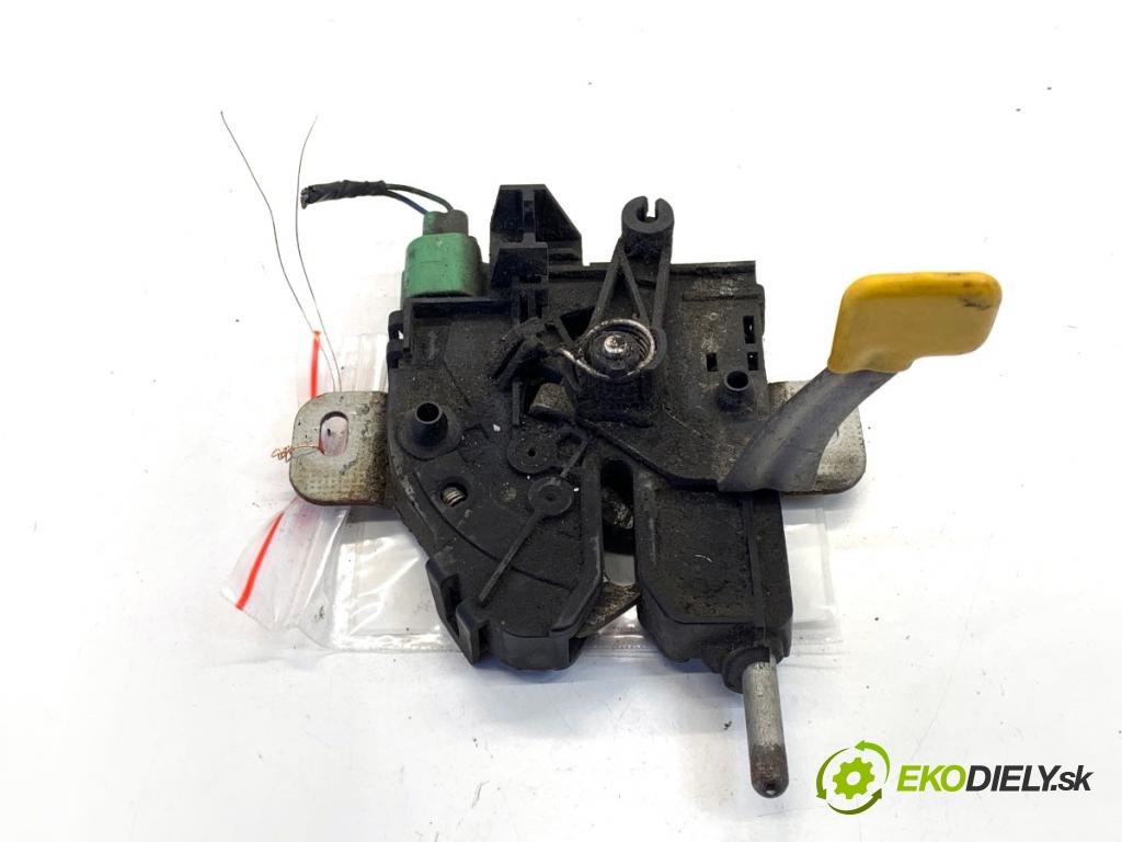 FORD MONDEO MK4 Kombi 2008 103 kW 2.0 TDCi 1997 zámok kapoty predný 