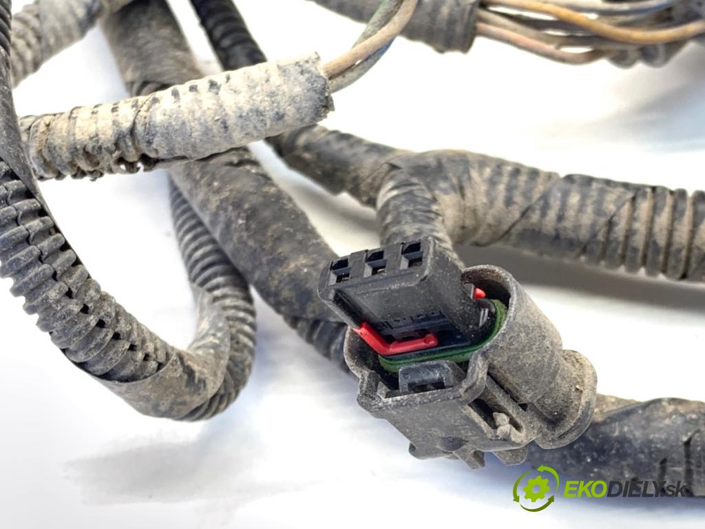 FORD MONDEO MK4 Kombi 2008 103 kW 2.0 TDCi 1997 káblovačka PDC zadní část