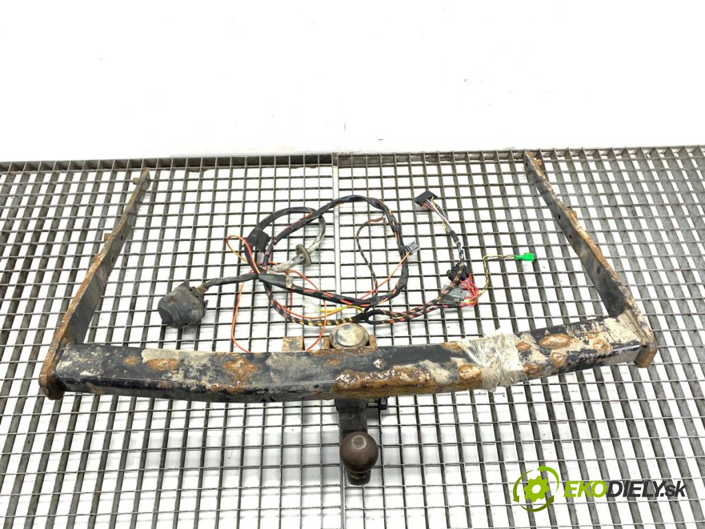 FORD MONDEO MK4 Kombi 2008 103 kW 2.0 TDCi 1997 Hák tažné zařízení 307317 (Tažné zařízení)