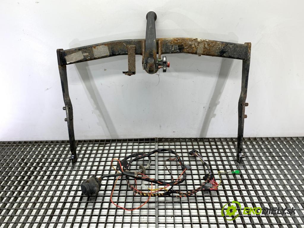 FORD MONDEO MK4 Kombi 2008 103 kW 2.0 TDCi 1997 Hák tažné zařízení 307317 (Tažné zařízení)