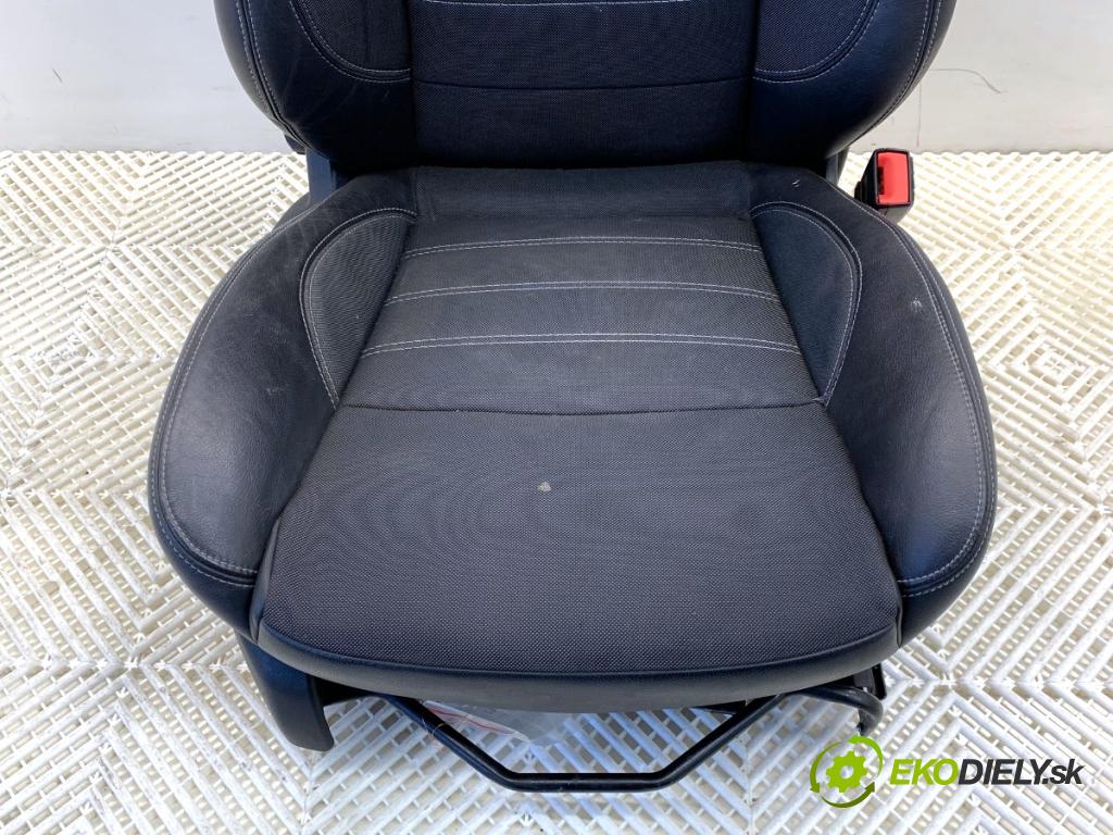 FORD MONDEO MK4 Kombi 2008 103 kW 2.0 TDCi 1997 sedadlo pravý přední část