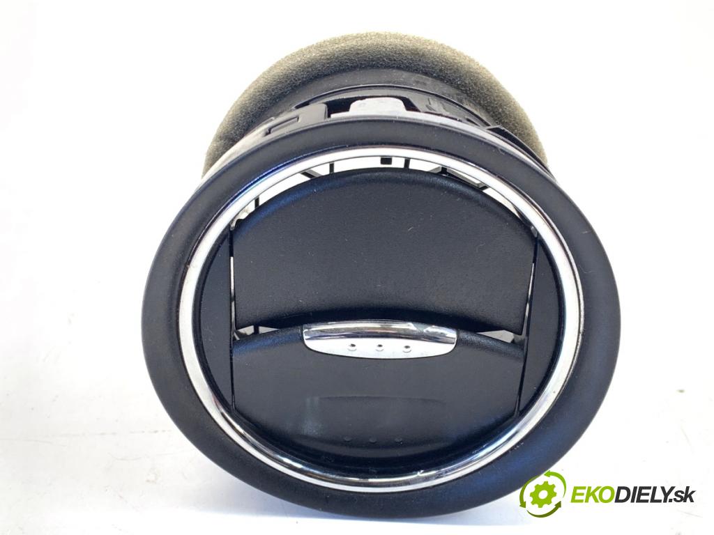 FORD MONDEO MK4 Kombi 2008 103 kW 2.0 TDCi 1997 mří topení přední část 6M21-U018B09