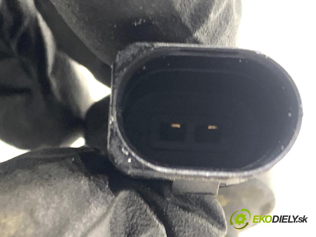 AUDI A6 C8 Kombi 2022 441 kW RS6 Mild Hybrid quattro 3996 Snímač klepania 0261231337 (Snímač)