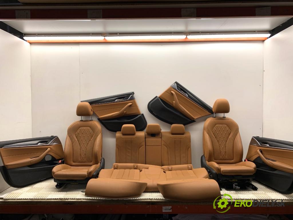 BMW G30 sedan 2022 140 kW 520 d xDrive 1995 sedadla sedačky sedadlo boční 