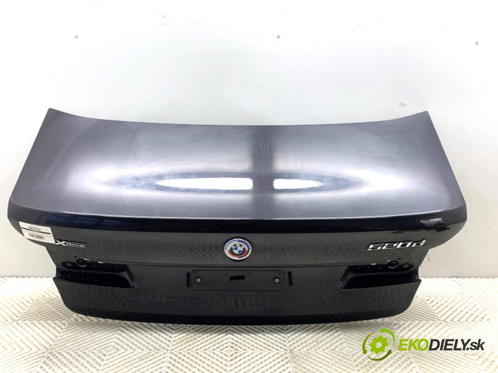 BMW G30 sedan 2022 140 kW 520 d xDrive 1995 kapota zad A90 A90