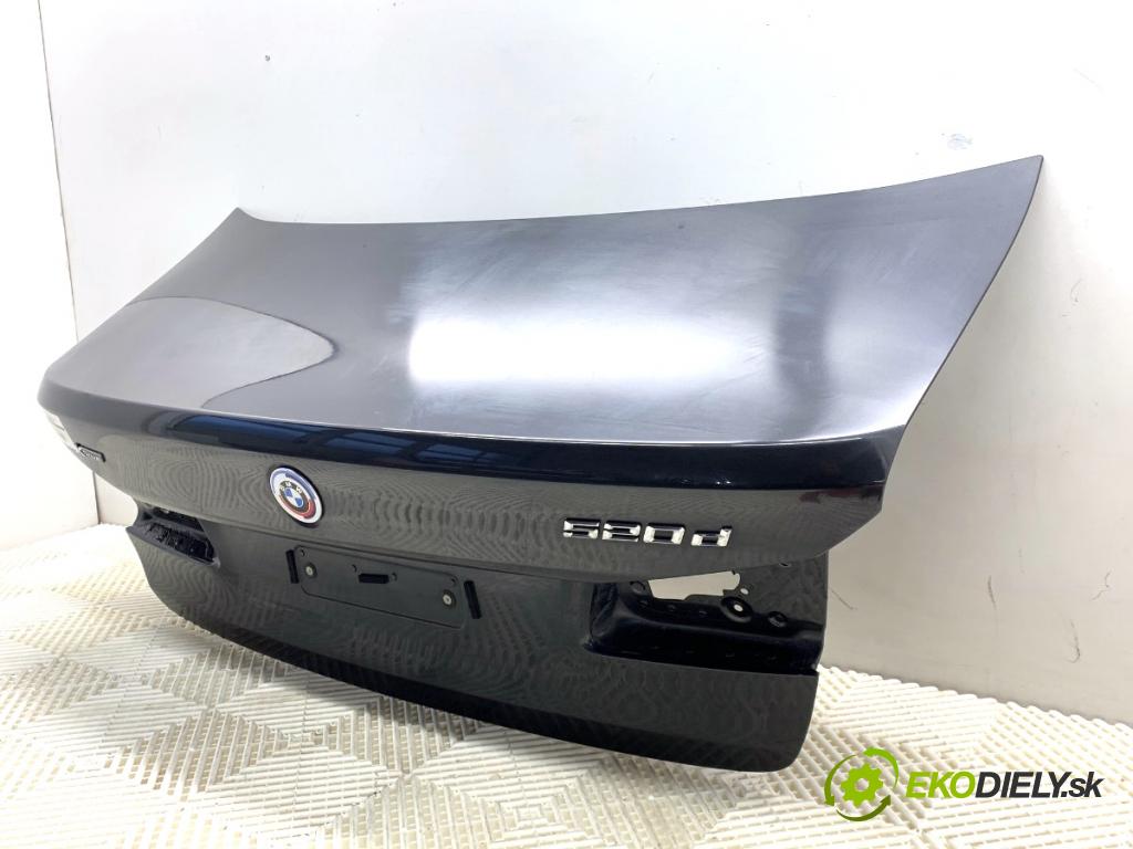 BMW G30 sedan 2022 140 kW 520 d xDrive 1995 kapota zad A90 A90