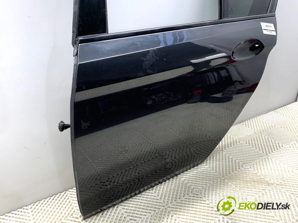 BMW G30 sedan 2022 140 kW 520 d xDrive 1995 dveře levý zadní část A90 A90