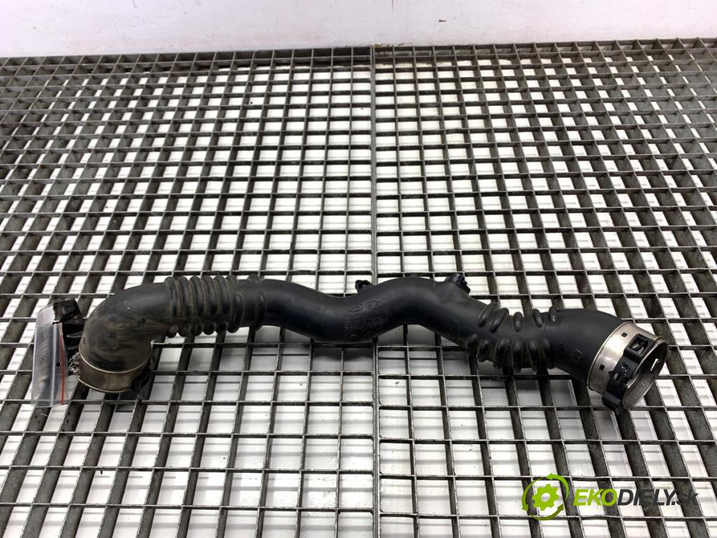 KIA CEED liftback 2020 85 kW 1.6 CRDi 115 1598 Rúra vzduchu 28260-2U000