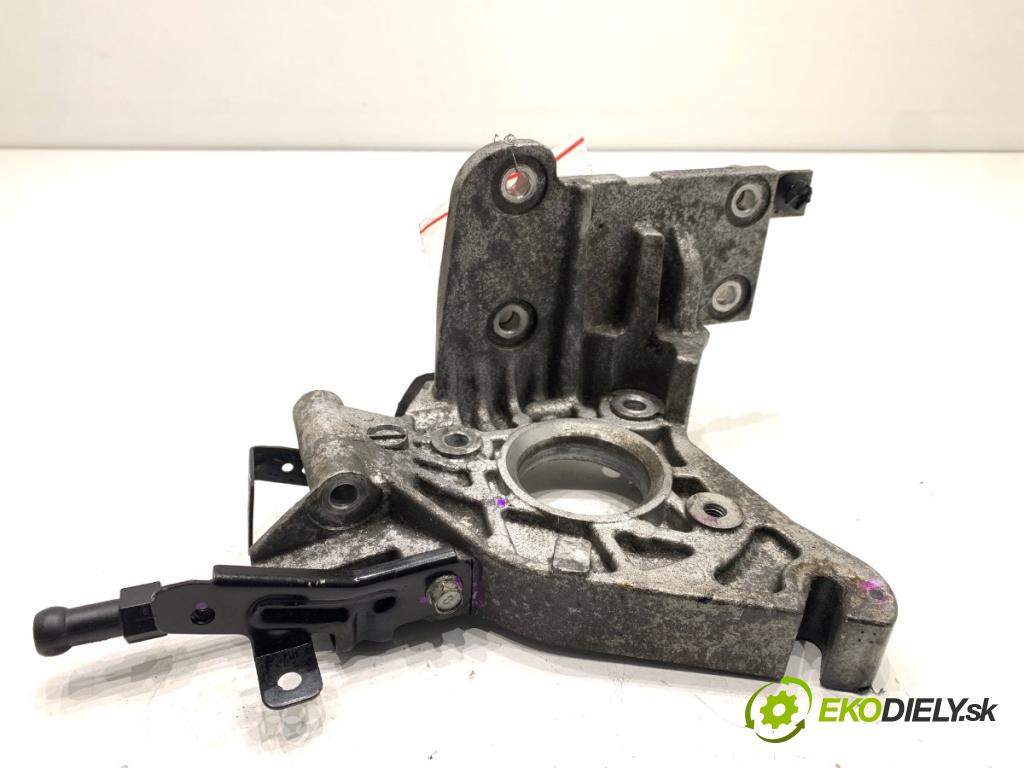 KIA CEED liftback 2020 85 kW 1.6 CRDi 115 1598 držák pumpy vstřikovací 