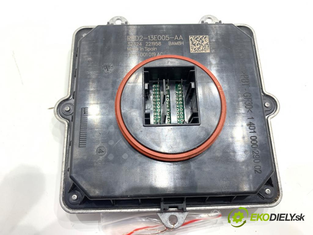 LAND ROVER RANGE ROVER EVOQUE SUV 2025 150 kW 2.0 D200 MHEV 4x4 1997 měnič ÚPLNÝ LED R8D2-13E005-AA