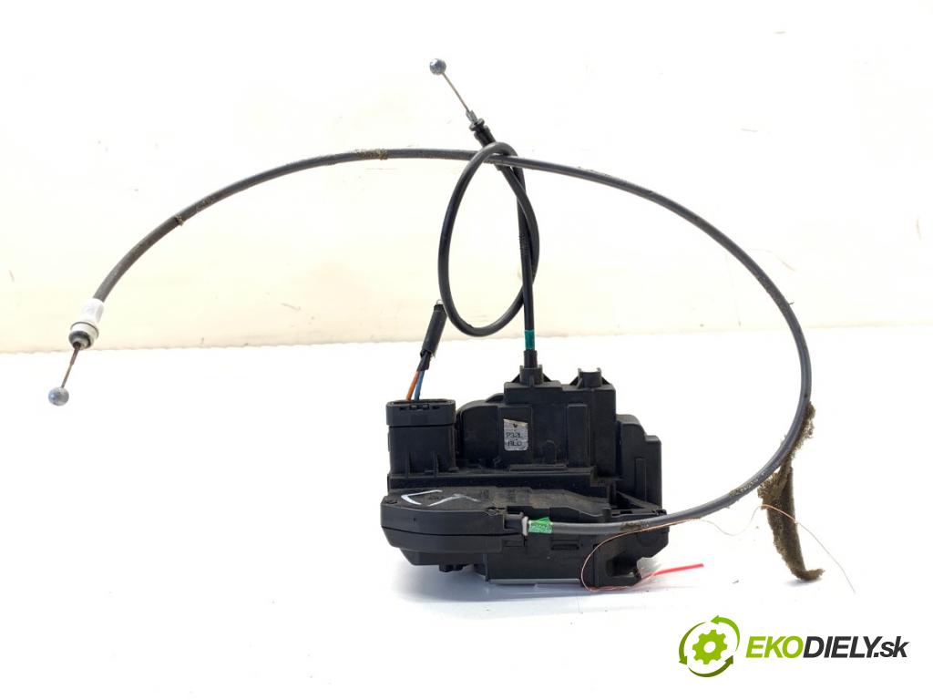 NISSAN QASHQAI J10 SUV 2007 110 kW 2.0 dCi 1995 zámok dveře levý zadní část 