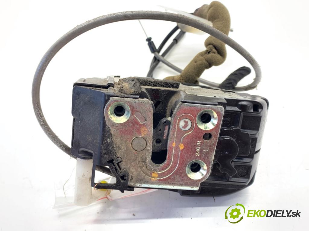 NISSAN QASHQAI J10 SUV 2007 110 kW 2.0 dCi 1995 zámok dveře levý přední část