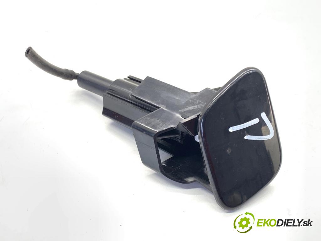 NISSAN QASHQAI J10 SUV 2007 110 kW 2.0 dCi 1995 ostřikovače světla pravý přední část 