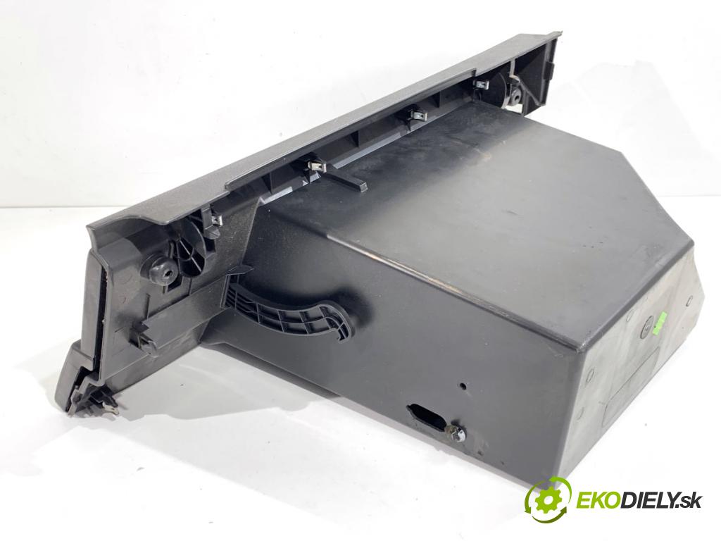 NISSAN QASHQAI J10 SUV 2007 110 kW 2.0 dCi 1995 přihrádka kastlík spolujezdce 68520JD900 (Přihrádka (kastlík))