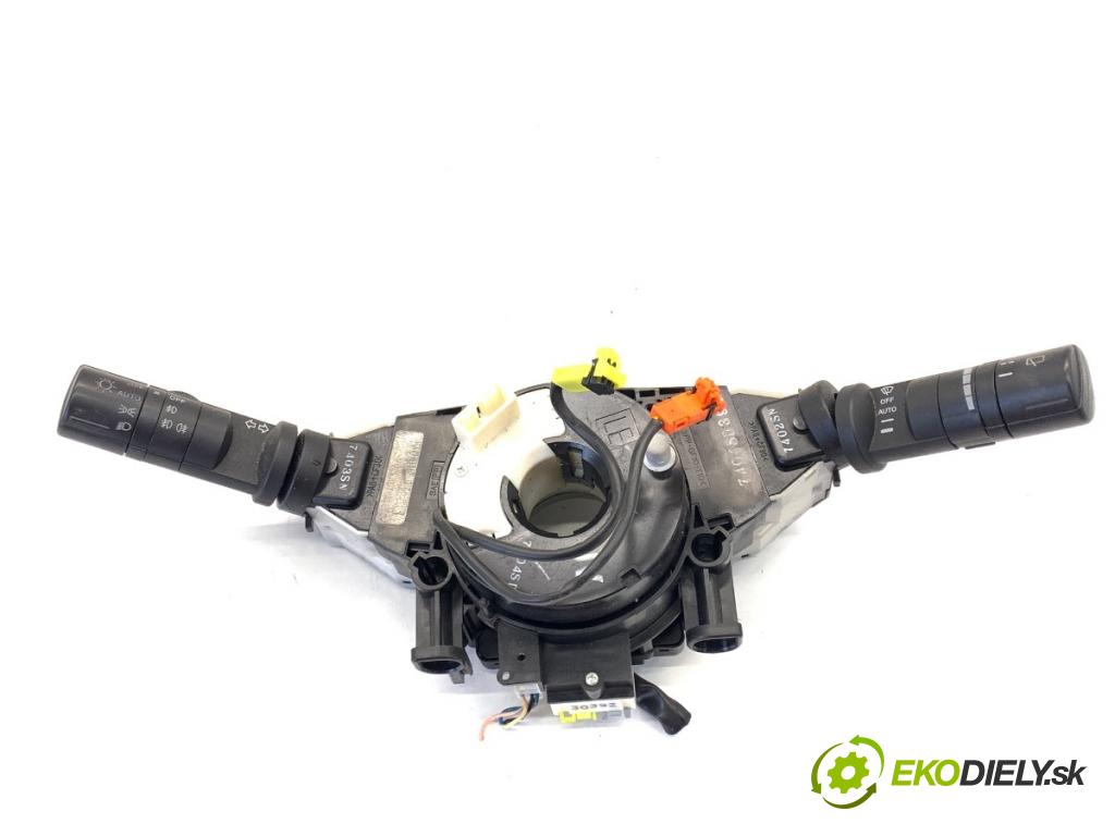 NISSAN QASHQAI J10 SUV 2007 110 kW 2.0 dCi 1995 Prepínač kombinovaný 25560JD003 47945JD000 (Prepínacie páčky pod volantom)
