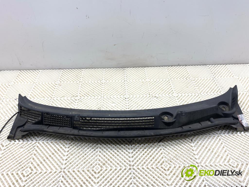 NISSAN QASHQAI J10 SUV 2007 110 kW 2.0 dCi 1995 Torpédo, plast pod čelné okno 66862JD900 (Torpédo (plast pod čelným sklom))