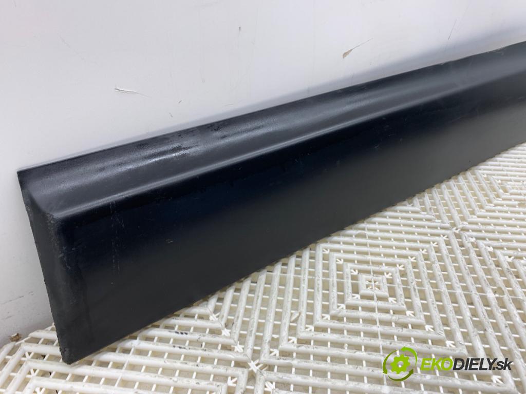 NISSAN QASHQAI J10 SUV 2007 110 kW 2.0 dCi 1995 lišta dveře pravý přední část