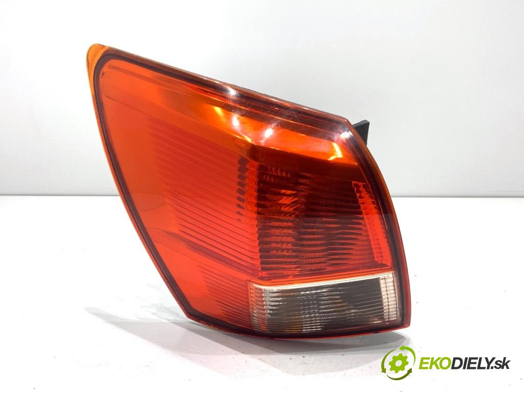 NISSAN QASHQAI J10 SUV 2007 110 kW 2.0 dCi 1995 světlo levý zadní část 