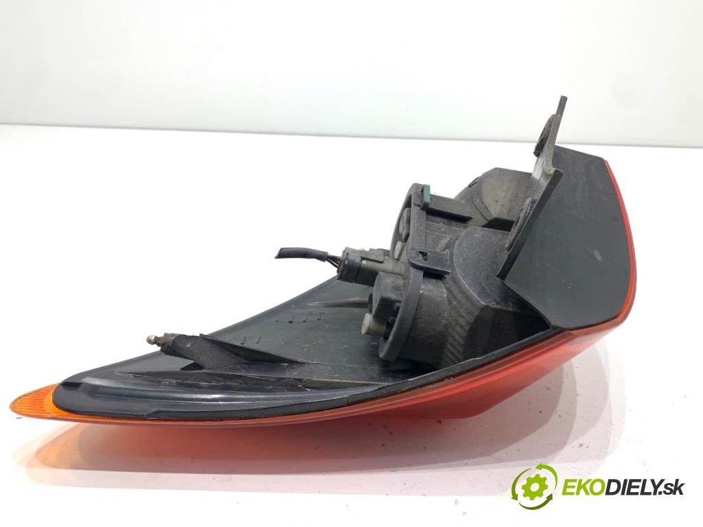 NISSAN QASHQAI J10 SUV 2007 110 kW 2.0 dCi 1995 světlo levý zadní část