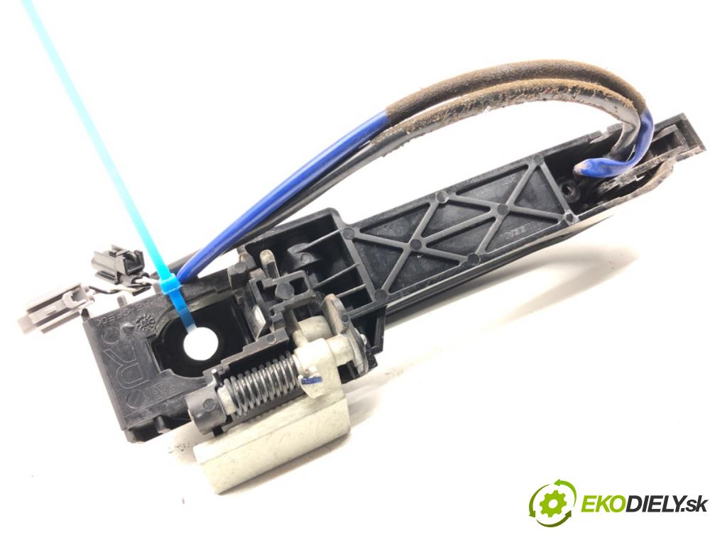 NISSAN QASHQAI J10 SUV 2007 110 kW 2.0 dCi 1995 Kľučka vonkajšia ľavy predný