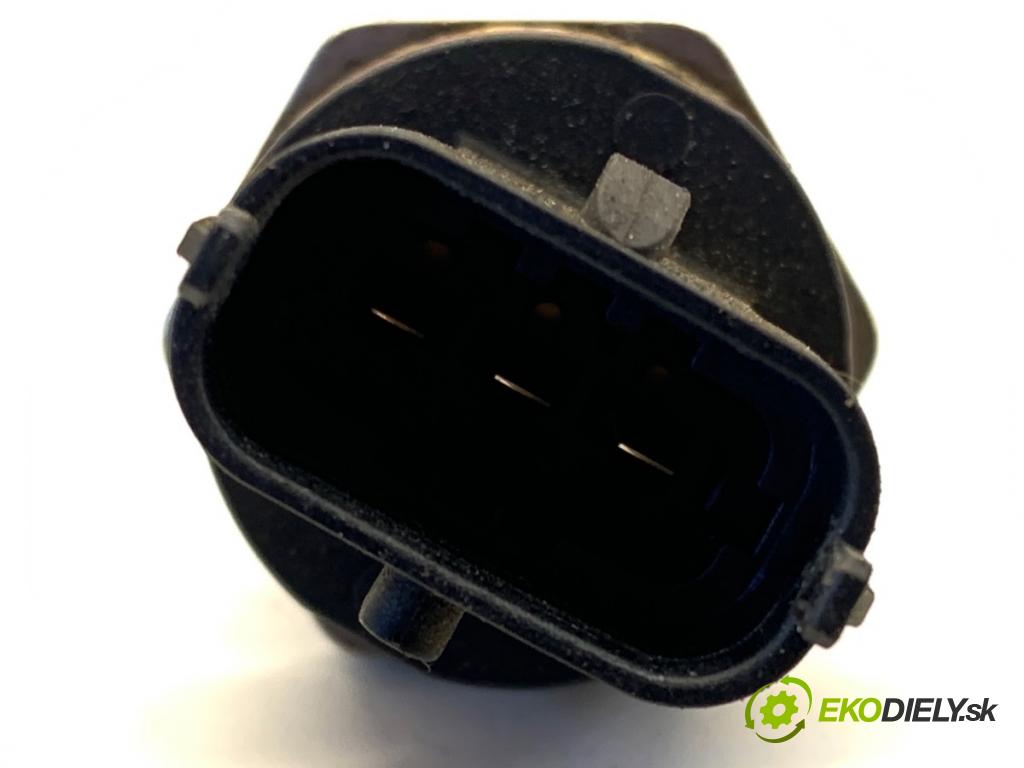 NISSAN QASHQAI J10 SUV 2007 110 kW 2.0 dCi 1995 Snímač tlaku paliva 0281002840 (Snímač)