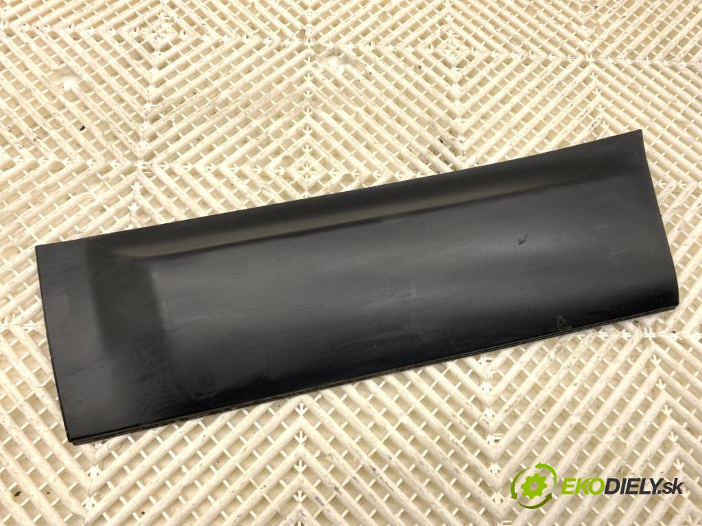 NISSAN QASHQAI J10 SUV 2007 110 kW 2.0 dCi 1995 Lišta Dvere ľavy zad 