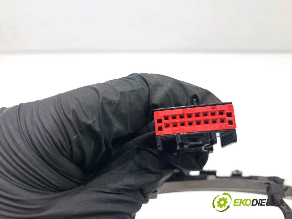 LAND ROVER RANGE ROVER EVOQUE SUV 2025 150 kW 2.0 D200 MHEV 4x4 1997 SPÍNAČE: volantu R8A2-3F563-MB