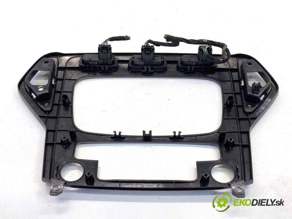 FORD MONDEO MK4 Kombi 2008 103 kW 2.0 TDCi 1997 lišty kryt  (Lišta)