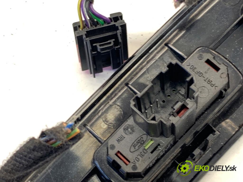 FORD MONDEO MK4 Kombi 2008 103 kW 2.0 TDCi 1997 lišty kryt  (Lišta)