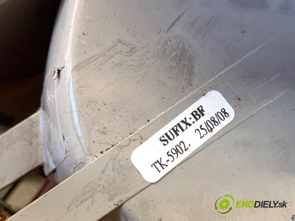 FORD MONDEO MK4 Kombi 2008 103 kW 2.0 TDCi 1997 Svetlo zad ľavá strana vnútorná 7S71-13A603-B (Kľučka dverí ostatné)