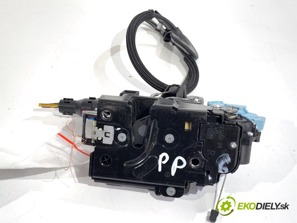 VW GOLF PLUS V liftback 2013 90 kW 1.4 TSI 1390 zámok dveře pravý přední část 3D1837016AQ