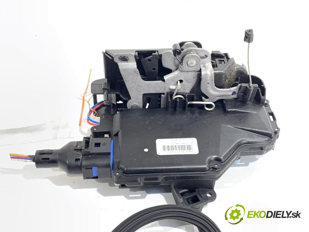 VW GOLF PLUS V liftback 2013 90 kW 1.4 TSI 1390 zámok dveře pravý přední část 3D1837016AQ