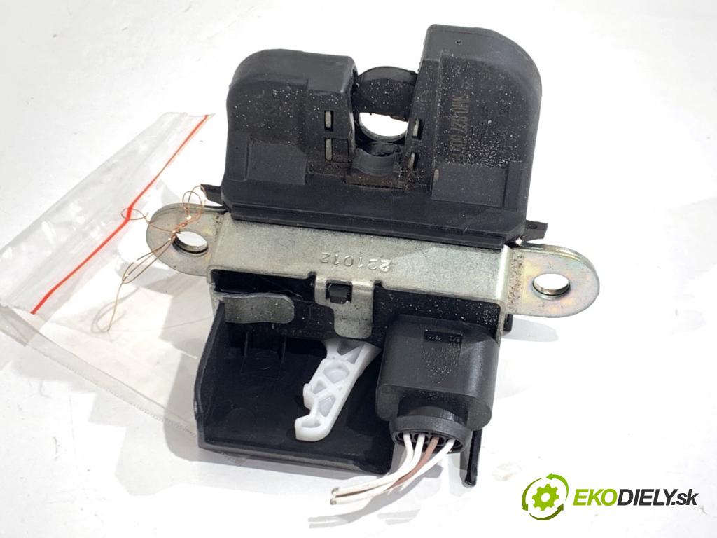 VW GOLF PLUS V liftback 2013 90 kW 1.4 TSI 1390 zámok dveří zadní část 5M0827505E