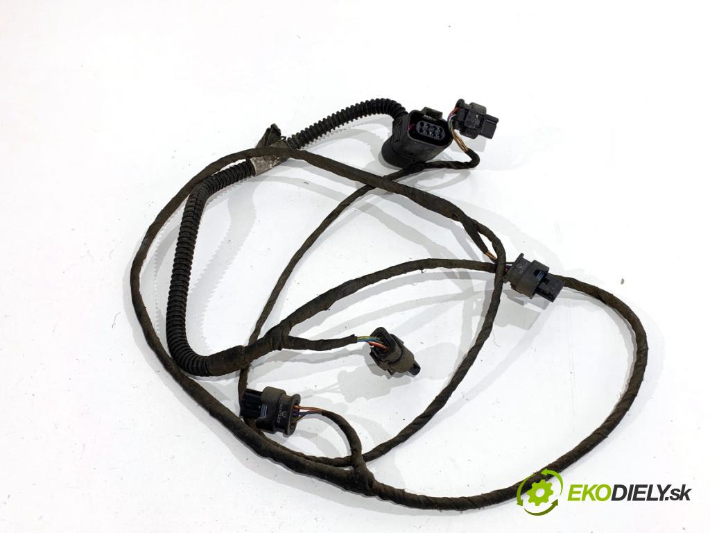 VW GOLF PLUS V liftback 2013 90 kW 1.4 TSI 1390 káblovačka PDC zadní část