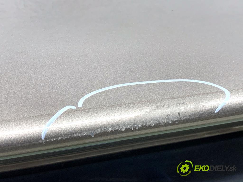 VW GOLF PLUS V liftback 2013 90 kW 1.4 TSI 1390 kapota zad LA8X