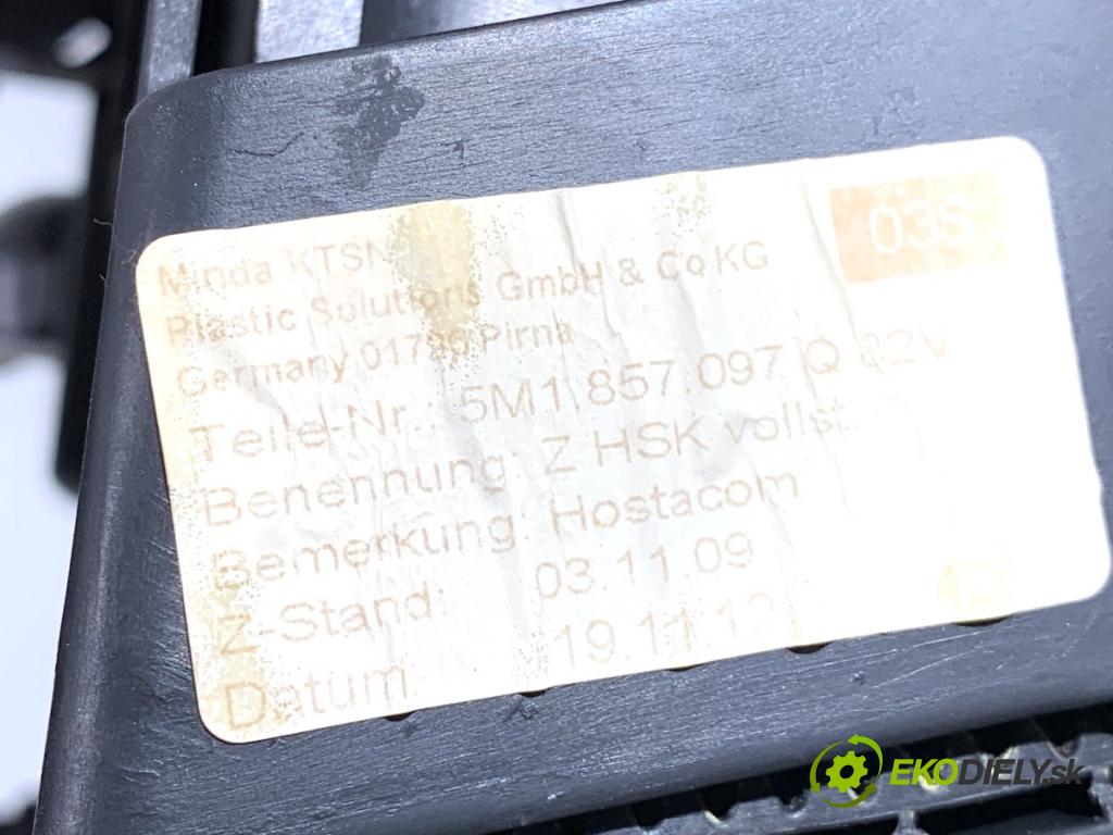 VW GOLF PLUS V liftback 2013 90 kW 1.4 TSI 1390 přihrádka kastlík spolujezdce 5M1857097Q (Přihrádka (kastlík))