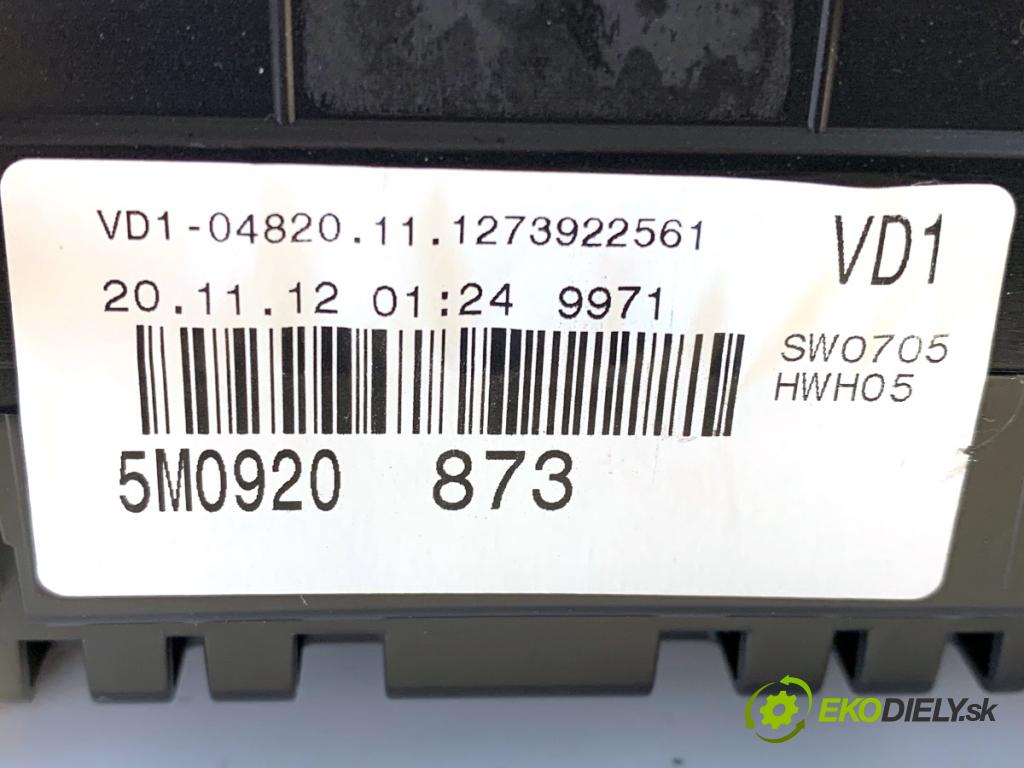 VW GOLF PLUS V liftback 2013 90 kW 1.4 TSI 1390 Prístrojovka 5M0920873 (Prístrojová doska)