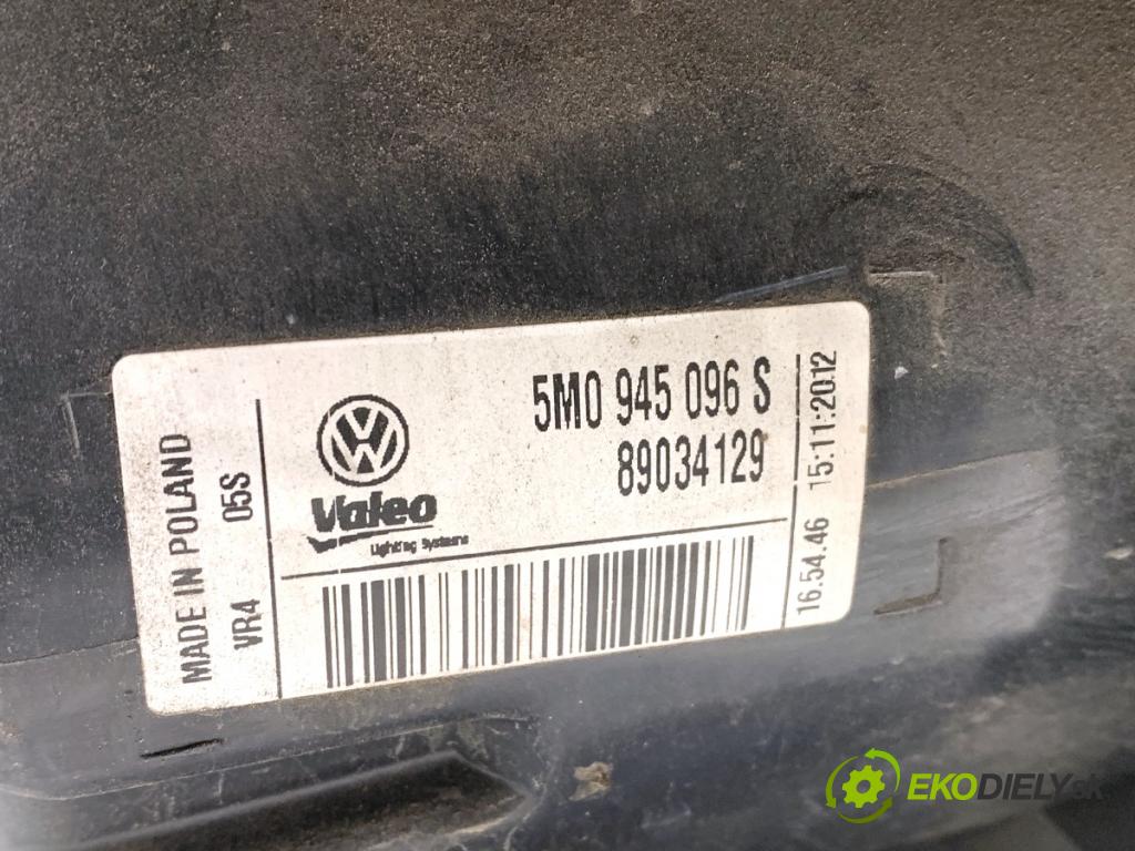 VW GOLF PLUS V liftback 2013 90 kW 1.4 TSI 1390 Svetlo pravy zad 5M0945096S