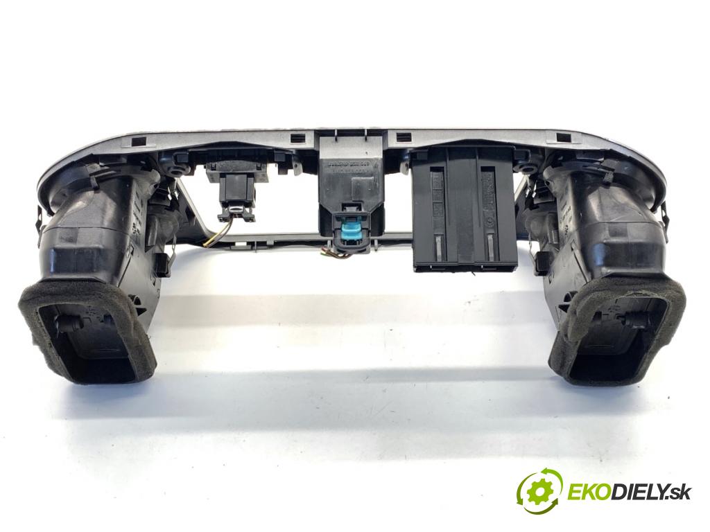 VW GOLF PLUS V liftback 2013 90 kW 1.4 TSI 1390 mří topení přední část 5M0858071K