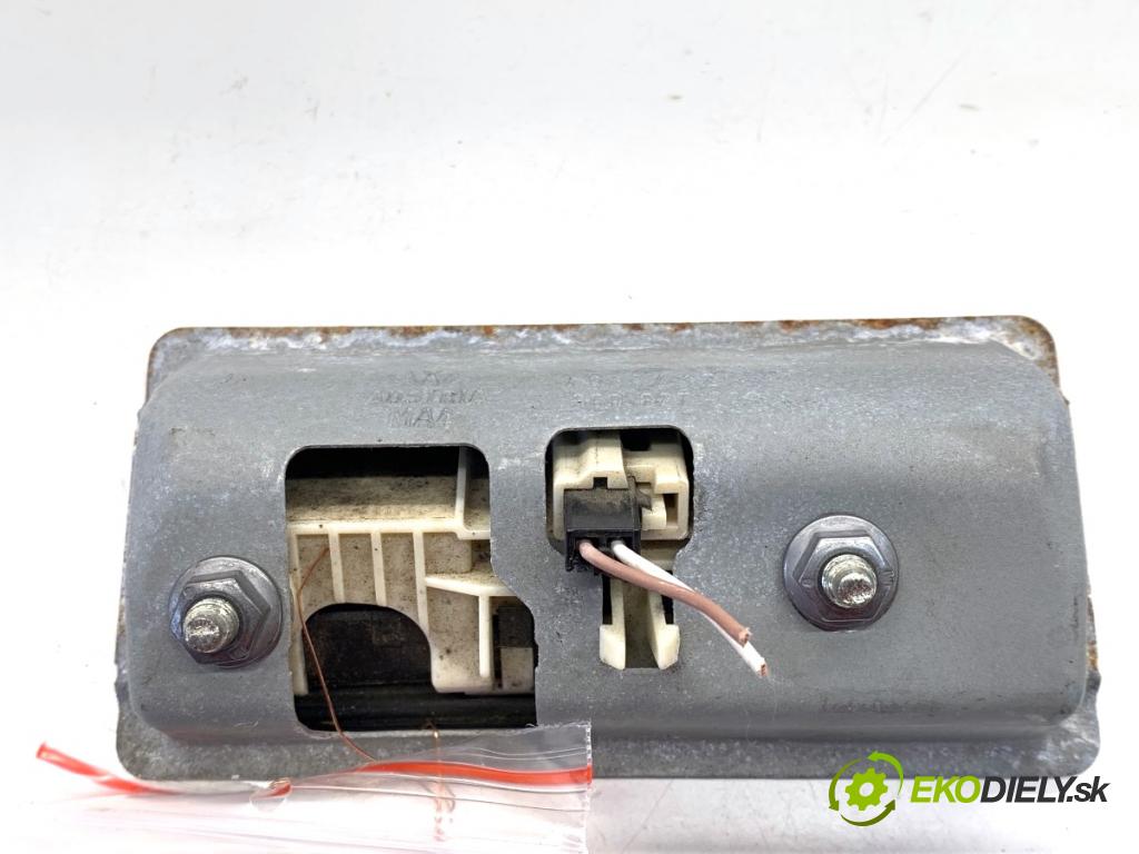 VW GOLF PLUS V liftback 2013 90 kW 1.4 TSI 1390 klika dveří zadní část 3C9827229C