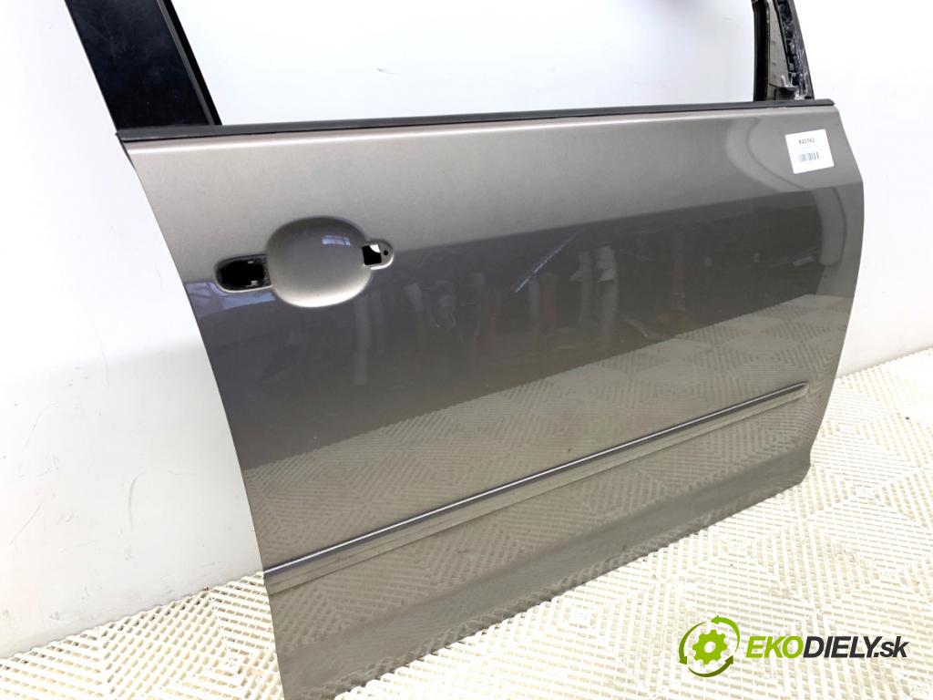 VW GOLF PLUS V liftback 2013 90 kW 1.4 TSI 1390 dveře pravý přední část LA8X