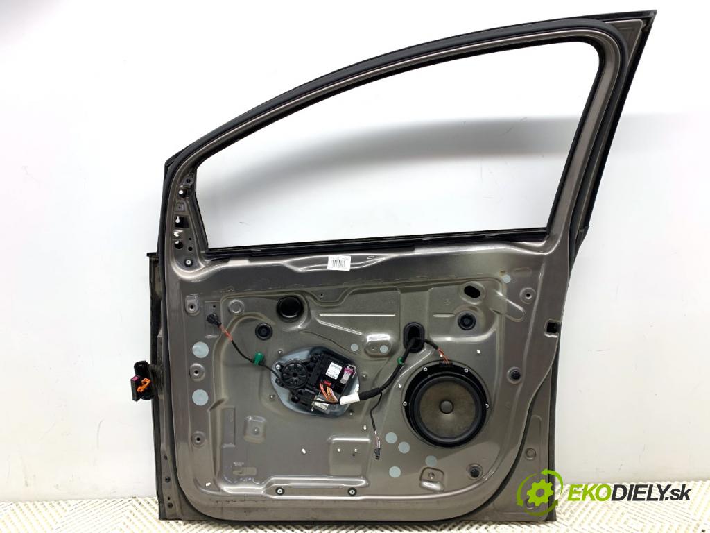VW GOLF PLUS V liftback 2013 90 kW 1.4 TSI 1390 Dvere pravy predný LA8X