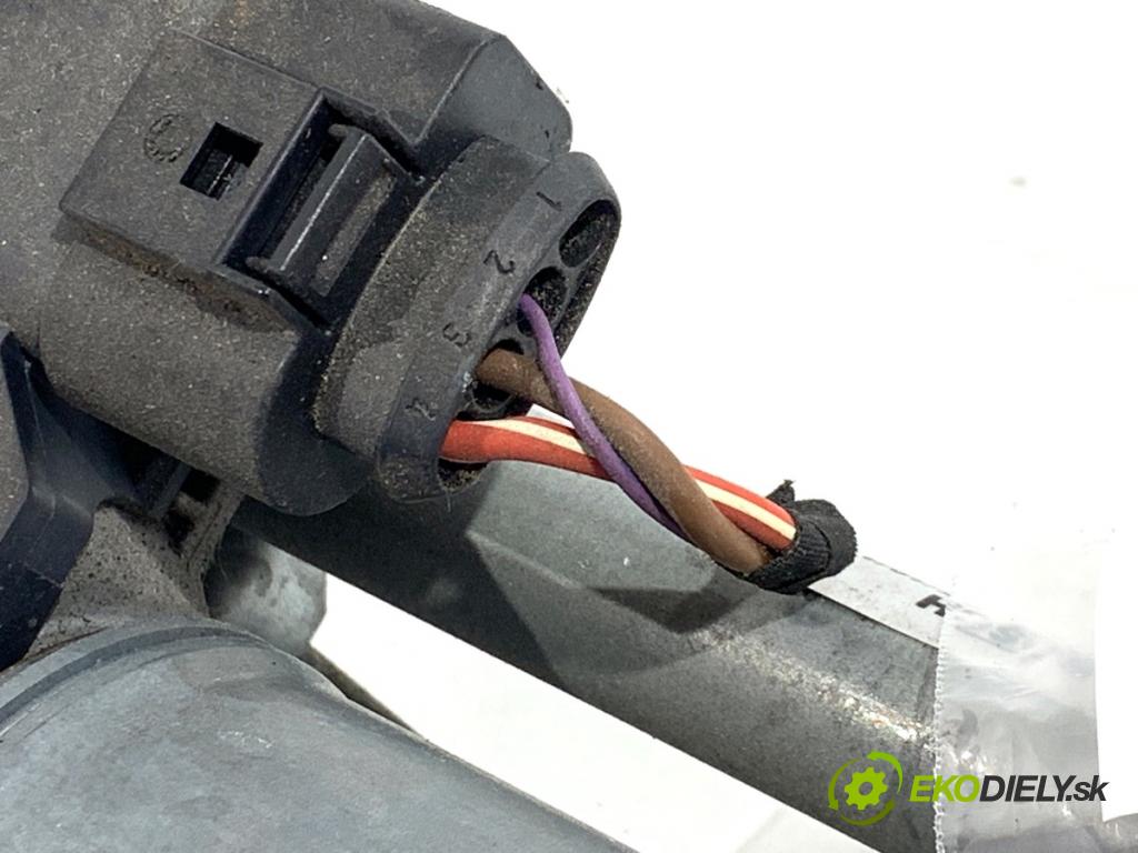 VW GOLF PLUS V liftback 2013 90 kW 1.4 TSI 1390 Motor stieračov predný pravy 5M0955024G