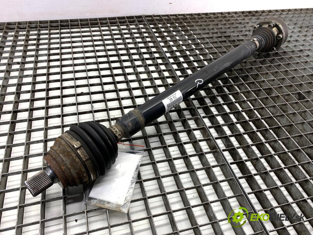 VW GOLF PLUS V liftback 2013 90 kW 1.4 TSI 1390 poloos pravý přední část 1K0407272NN