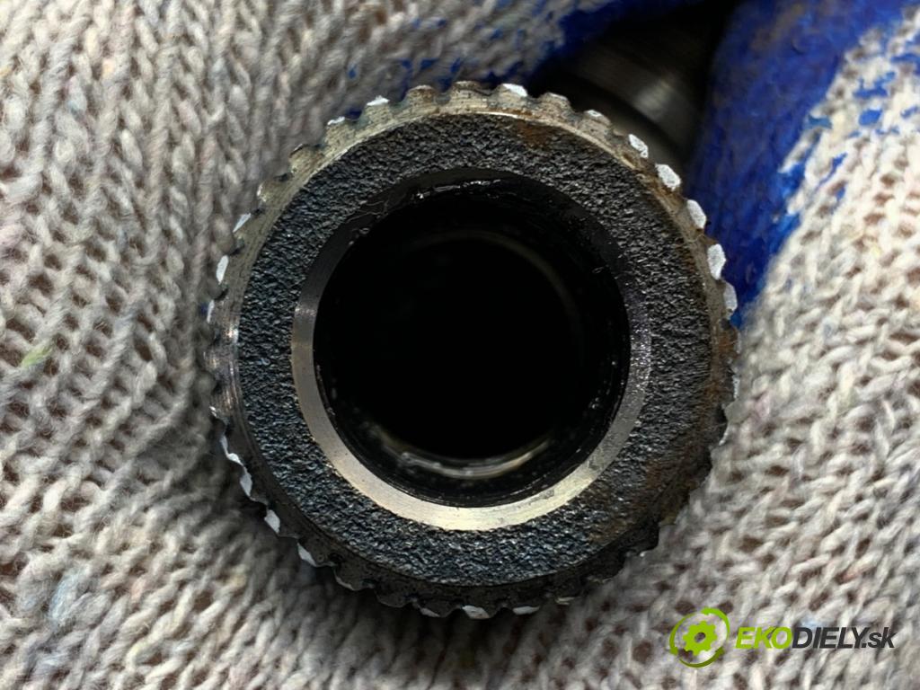 VW GOLF PLUS V liftback 2013 90 kW 1.4 TSI 1390 poloos pravý přední část 1K0407272NN