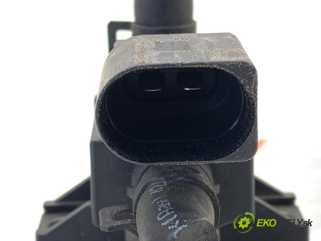 VW GOLF PLUS V liftback 2013 90 kW 1.4 TSI 1390 Ventil tlaku 06F906283F (Ventil)