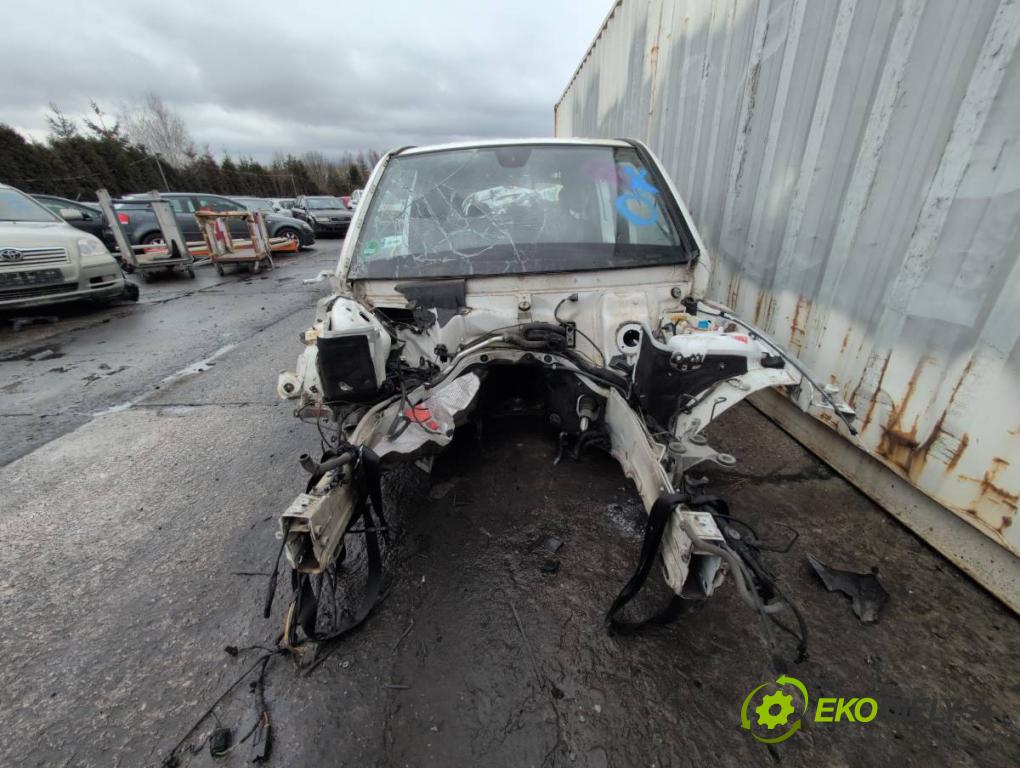 MERCEDES-BENZ X204 SUV 2012 125 kW 220 CDI (204.902) 2143 karoséria ČTVRŤÁK: Blatník prah strecha PODŁUŻNICA