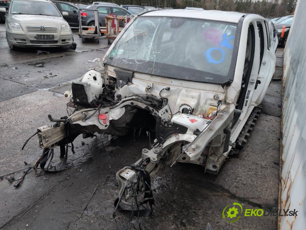 MERCEDES-BENZ X204 SUV 2012 125 kW 220 CDI (204.902) 2143 karoséria ČTVRŤÁK: Blatník prah strecha PODŁUŻNICA